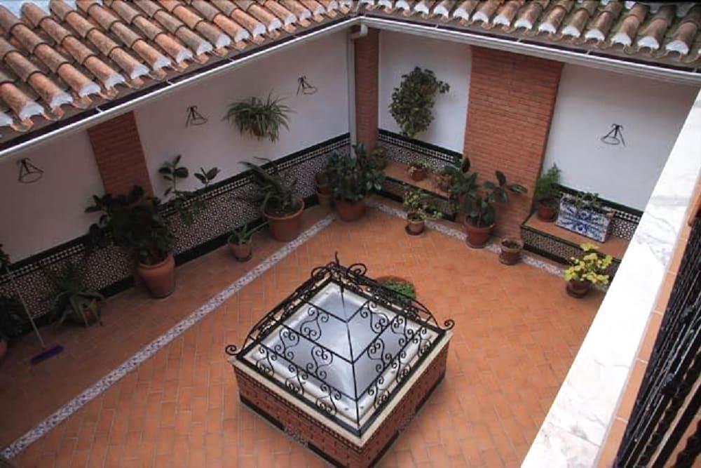 Hotel Patri Huescar Bagian luar foto