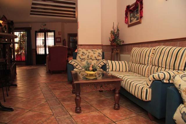 Hotel Patri Huescar Bagian luar foto