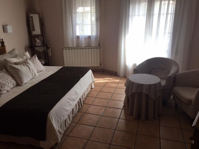 Hotel Patri Huescar Bagian luar foto