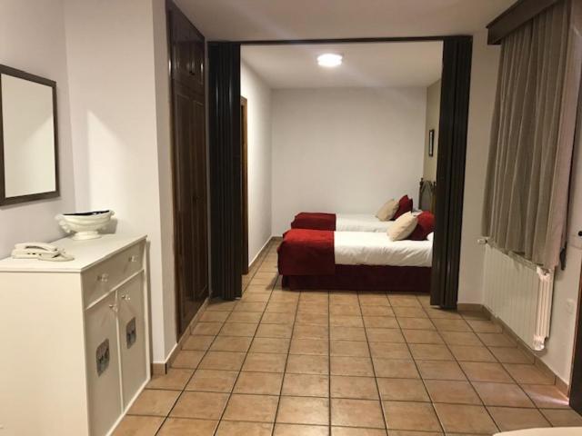 Hotel Patri Huescar Bagian luar foto